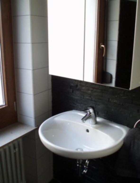 Apartmán Weingut Theodor Nies Lorch am Rhein Pokoj fotografie